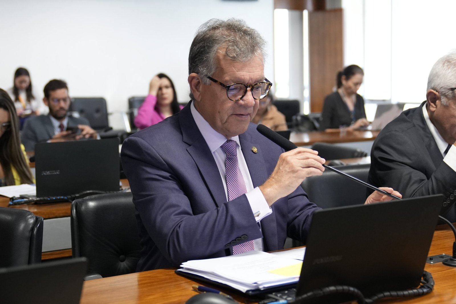  Projeto do senador Laércio combate o etarismo e incentiva contratação de profissionais com mais de 50 anos