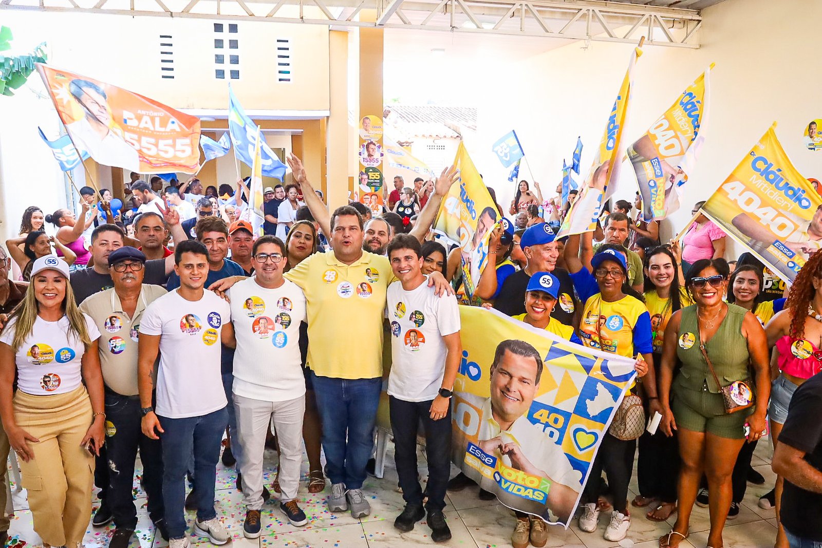 VEREADOR FÁBIO SANTANA REÚNE APOIADORES E APRESENTA CLÁUDIO MITIDIERI COMO SEU CANDIDATO A DEPUTADO FEDERAL