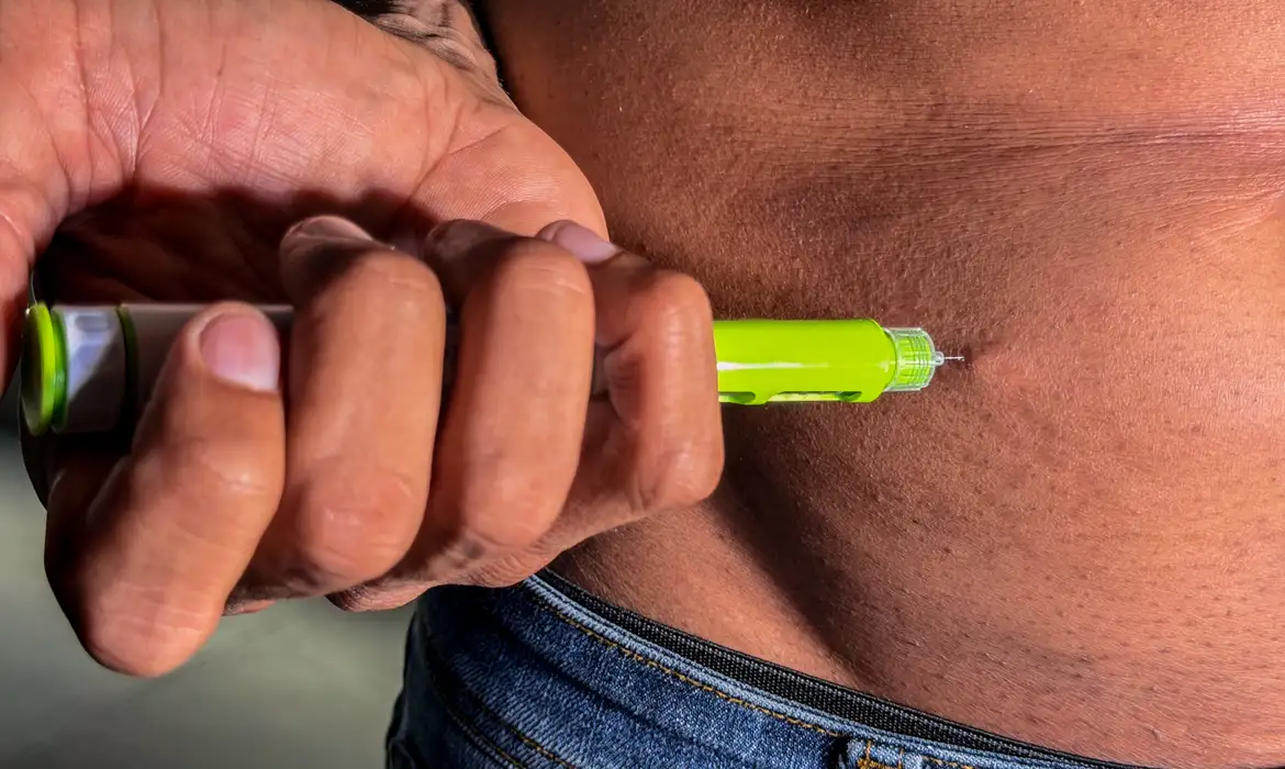 Agência Nacional de Vigilância Sanitária aprova nova caneta emagrecedora à base de semaglutida
