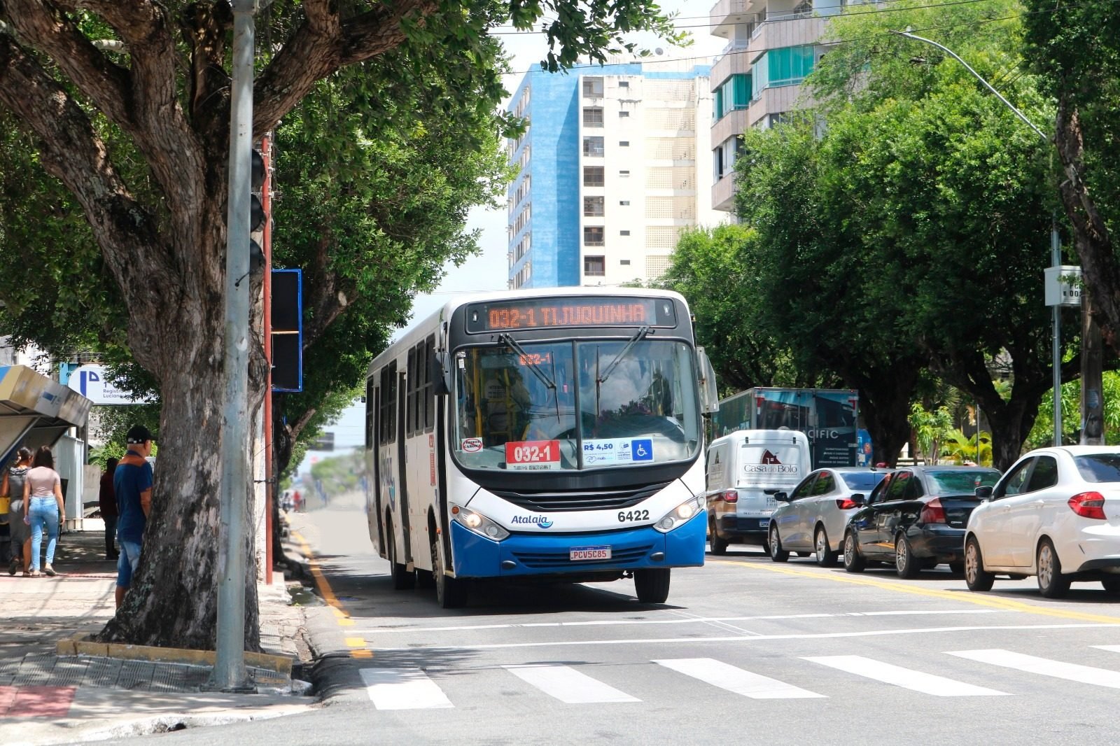Desfile: SMTT altera os itinerários do transporte coletivo na segunda-feira