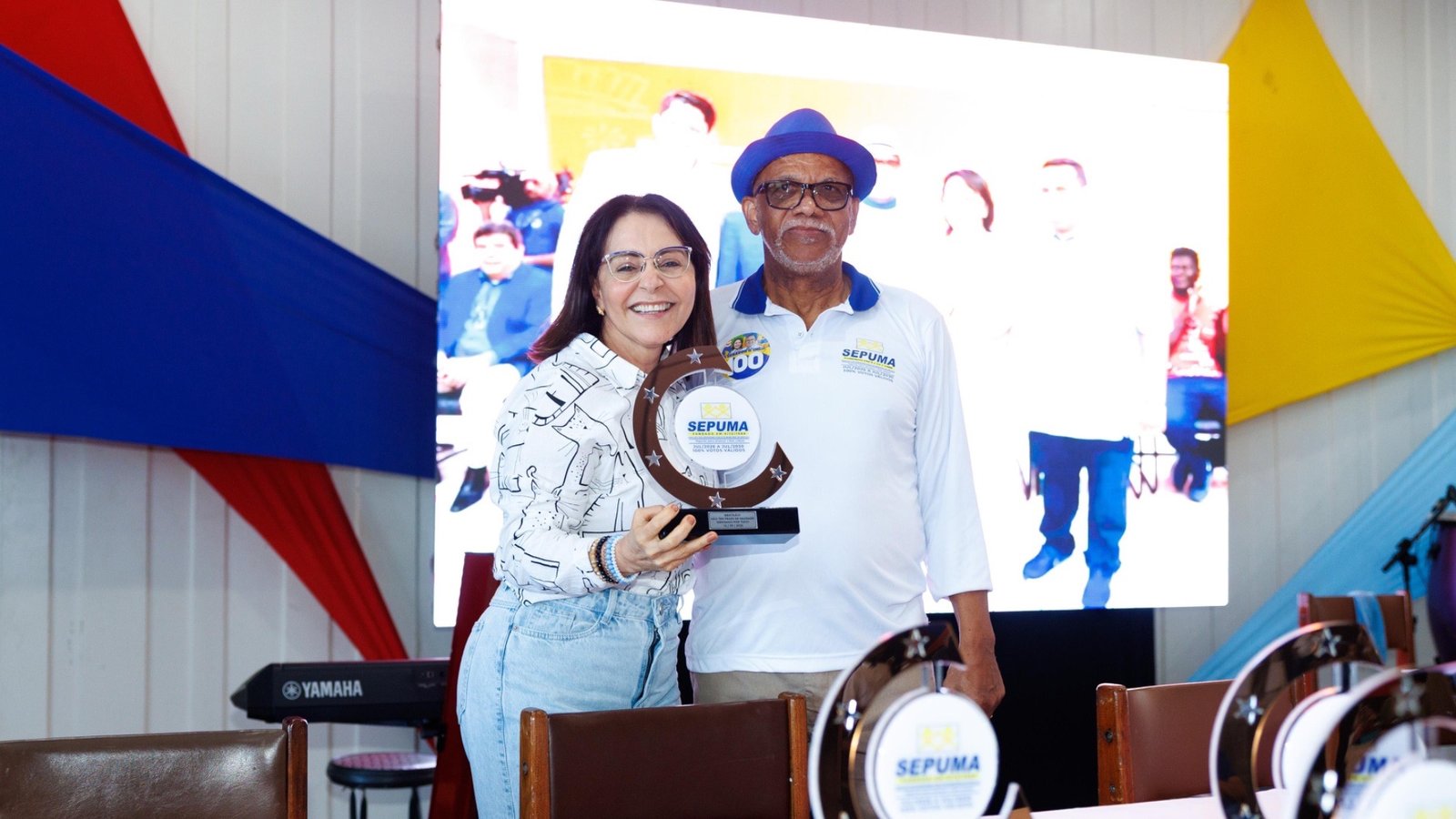 PREFEITA EMÍLIA CORRÊA REFORÇA DIÁLOGO COM SERVIDORES DURANTE A POSSE DA NOVA DIRETORIA DO SEPUMA