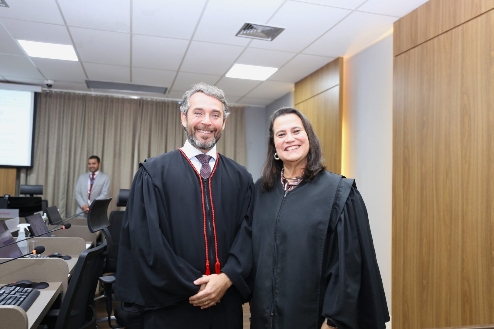 MPT-SE participa de sessão plenária que elegeu nova presidência do TRT-SE