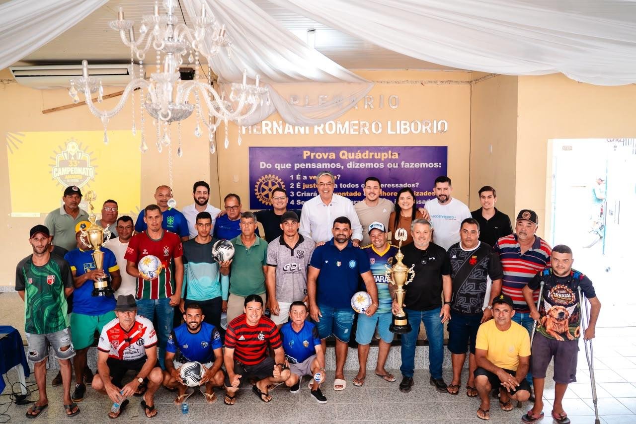Prefeito acompanha lançamento da 33ª edição do Campeonato de Futebol Amador