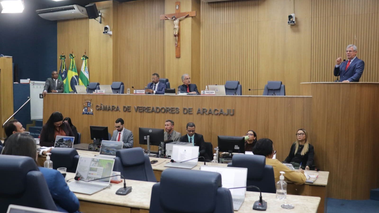 Câmara Municipal aprova projeto da Prefeitura de Aracaju para redução da alíquota do Imposto Sobre Serviços sobre o transporte coletivo