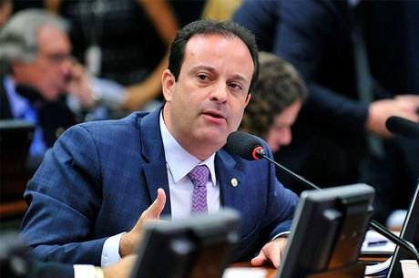 CANDIDATO AO SENADO, ANDRÉ MOURA DESTACA O LEGADO COMO RELATOR DA REFORMA TRIBUTÁRIA BRASILEIRA