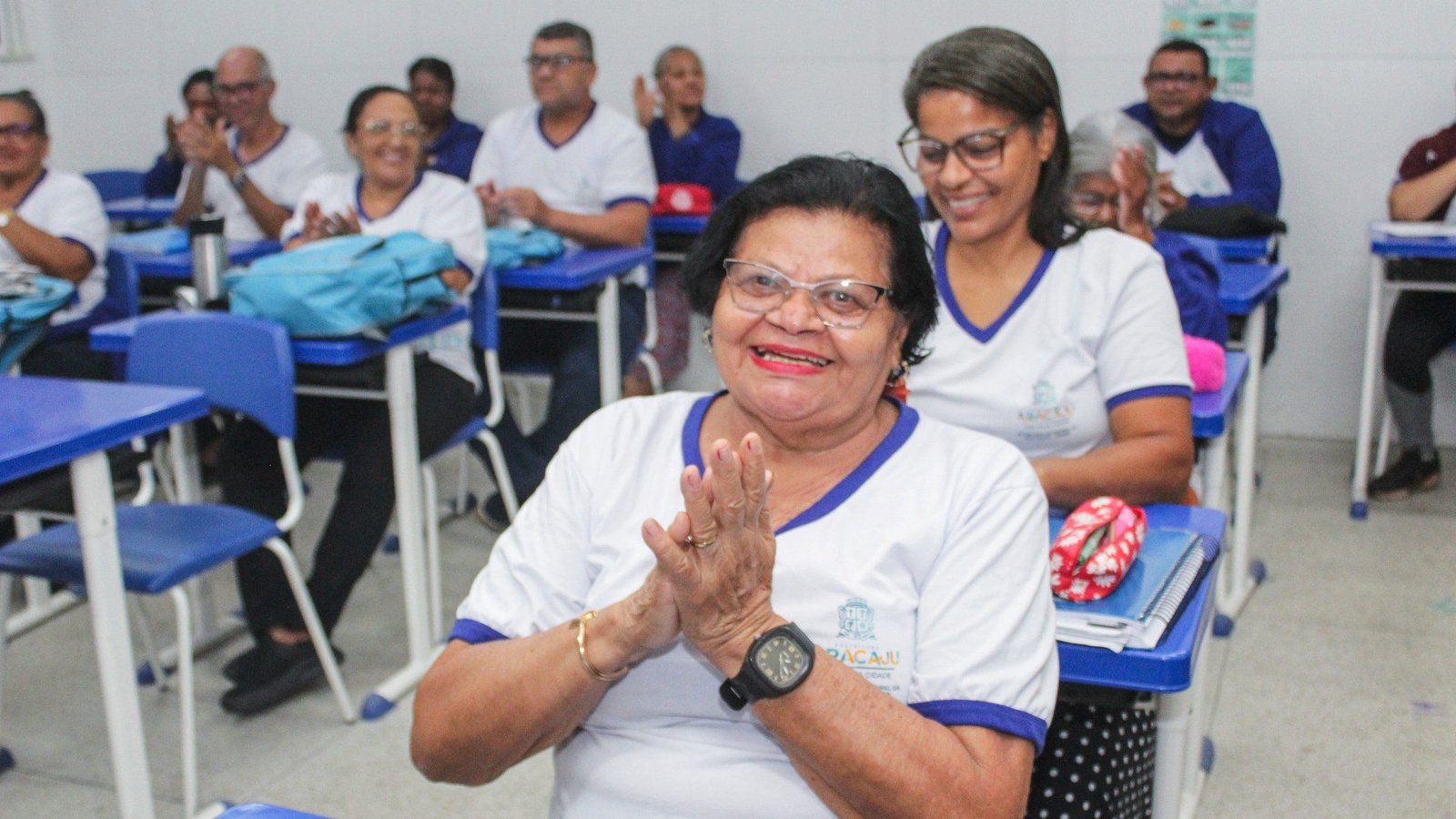 PMA amplia apoio à permanência de estudantes da EJA com Bolsa AJU