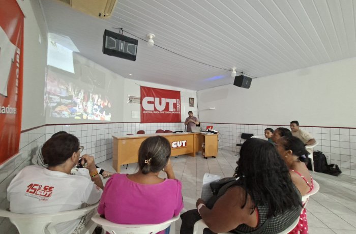 Pescadoras e agricultores participam de encontro na CUT sobre Economia Solidária